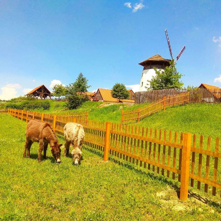 Bukovansky Mlyn Bukovany ภายนอก รูปภาพ